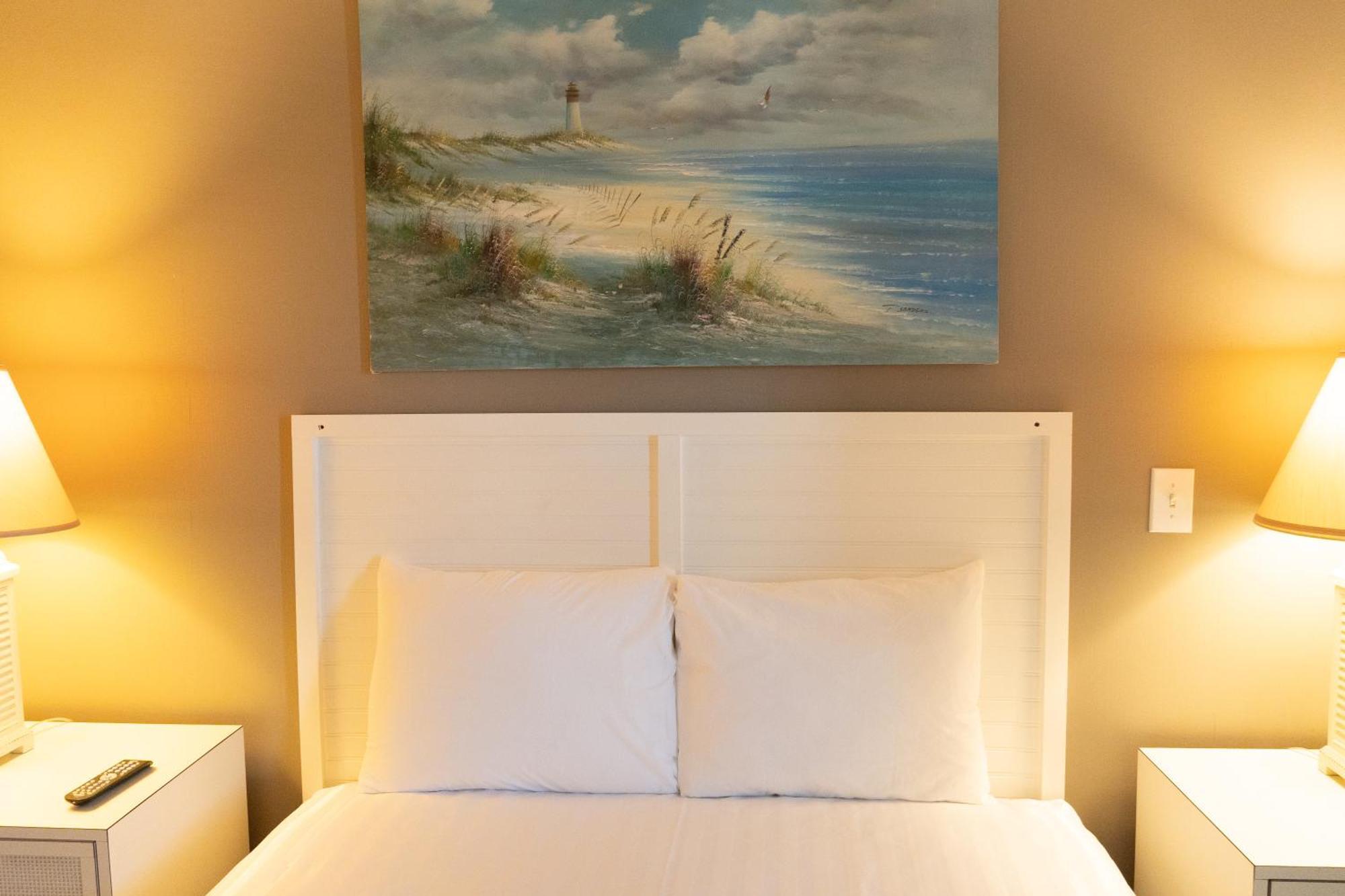 Sea Watch Inn At The Landing Garden City エクステリア 写真