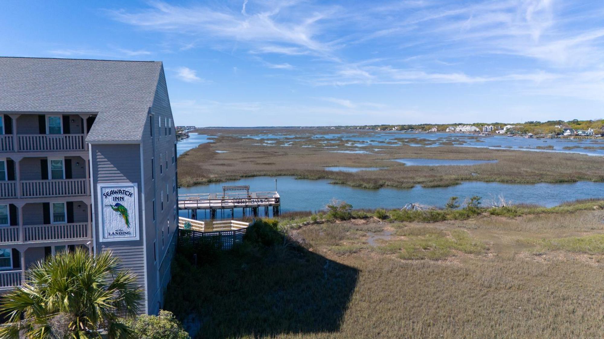 Sea Watch Inn At The Landing Garden City エクステリア 写真
