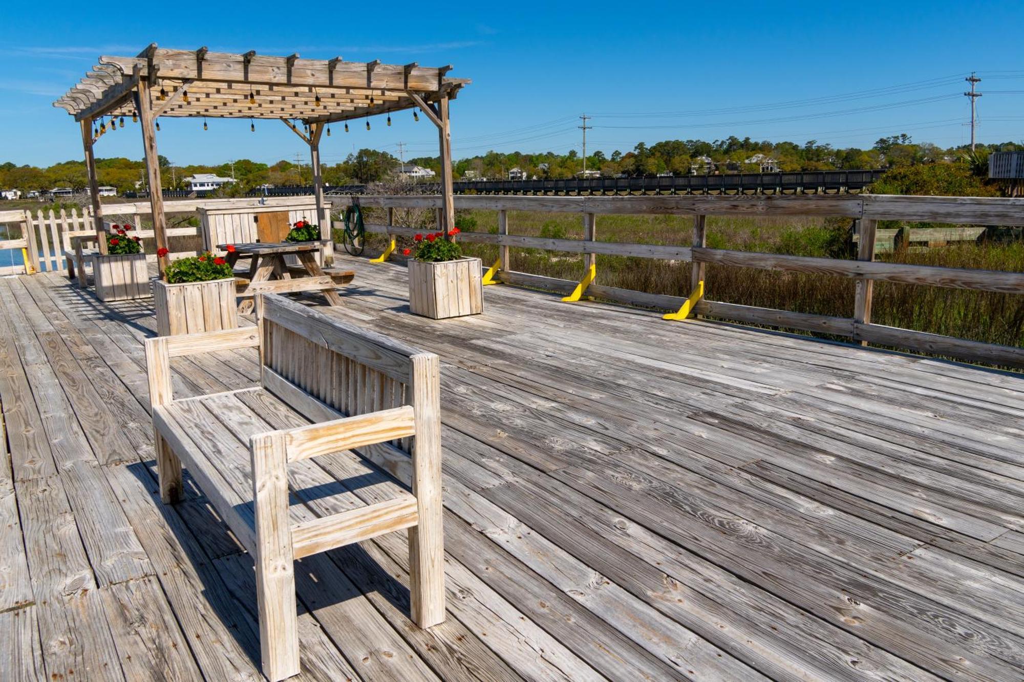 Sea Watch Inn At The Landing Garden City エクステリア 写真