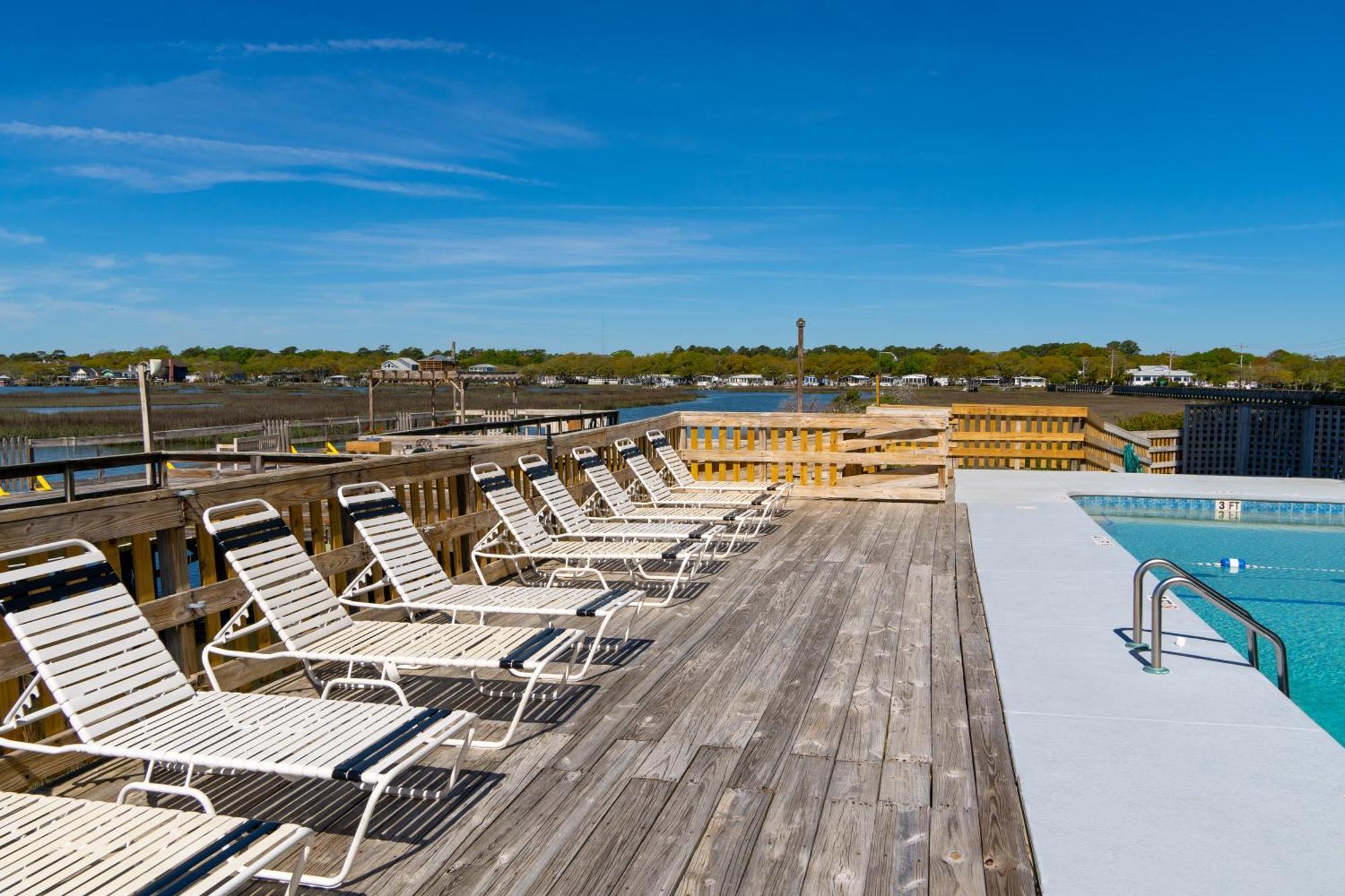 Sea Watch Inn At The Landing Garden City エクステリア 写真